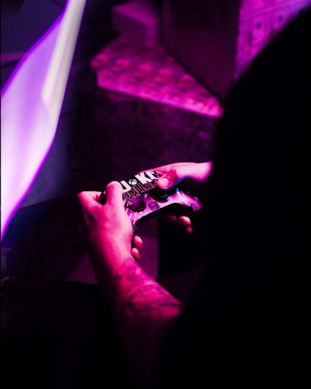 SCUF Gaming Nuke Squad controller campaign — campaign still