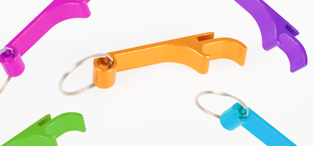 Personalizza portachiavi con apribottiglia: un gadget unico