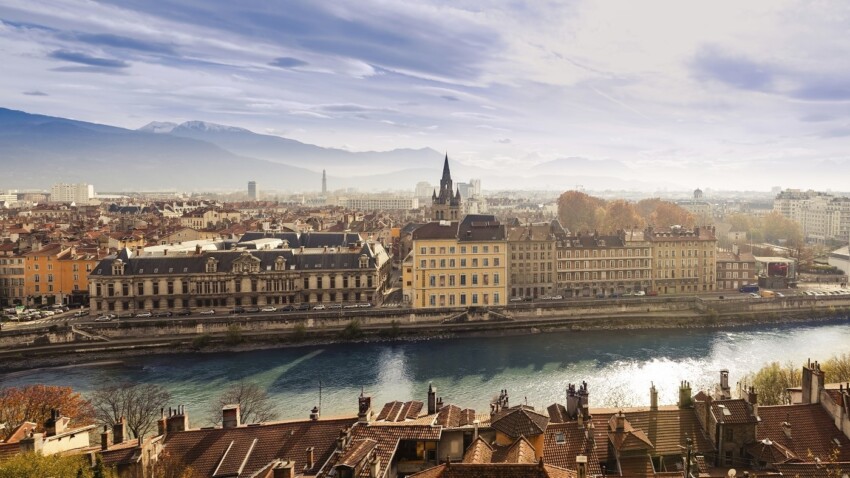 Grenoble, ville où Rent It est disponible