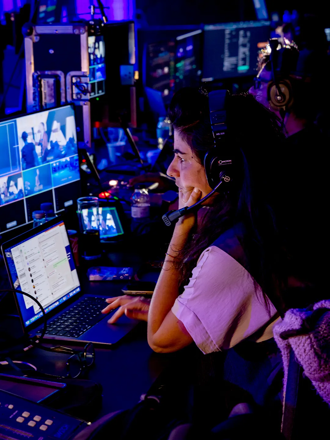 Equipo de técnicos audiovisuales