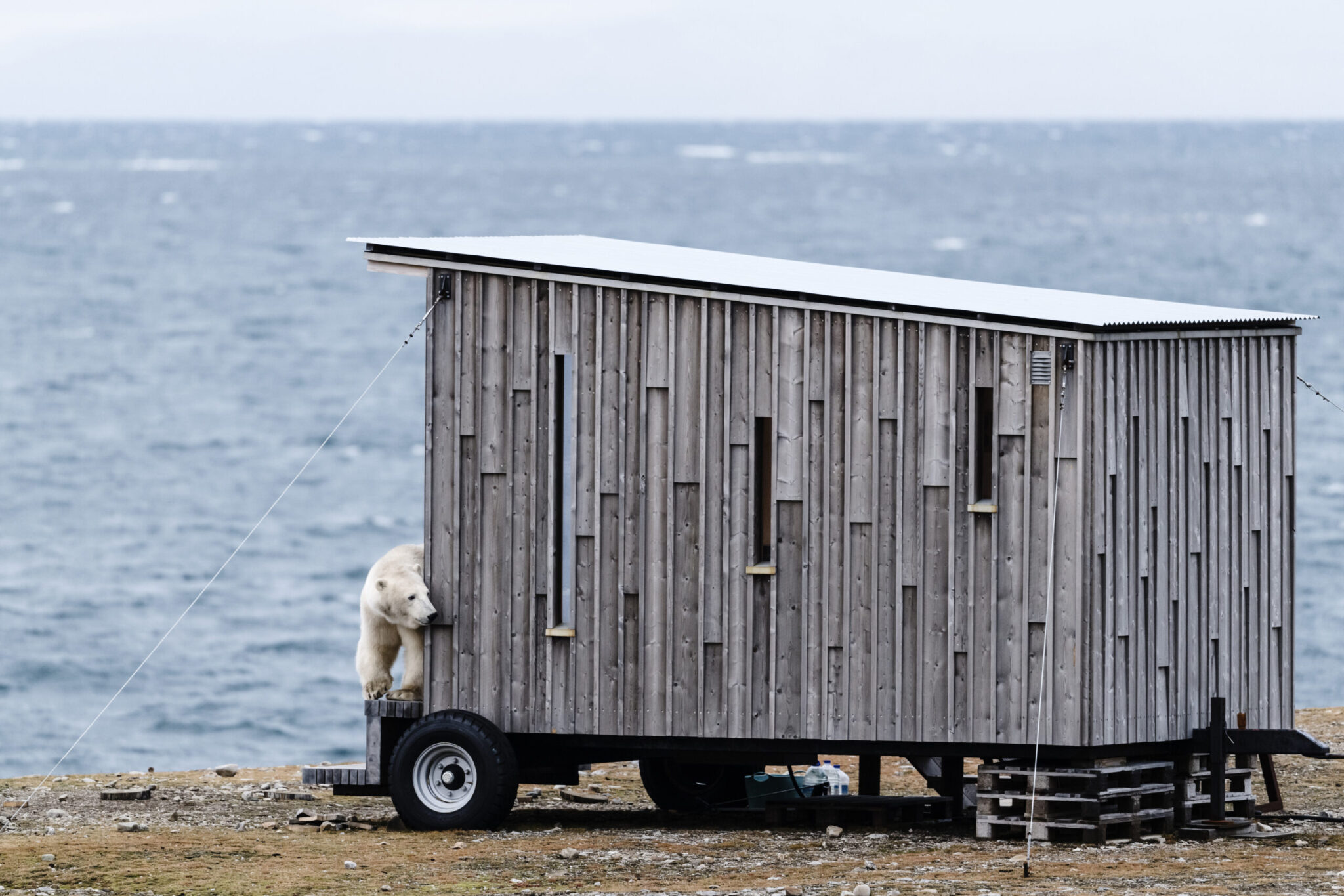 Basecamp Explorer, Spitsbergen — photo by Jakob Dall
