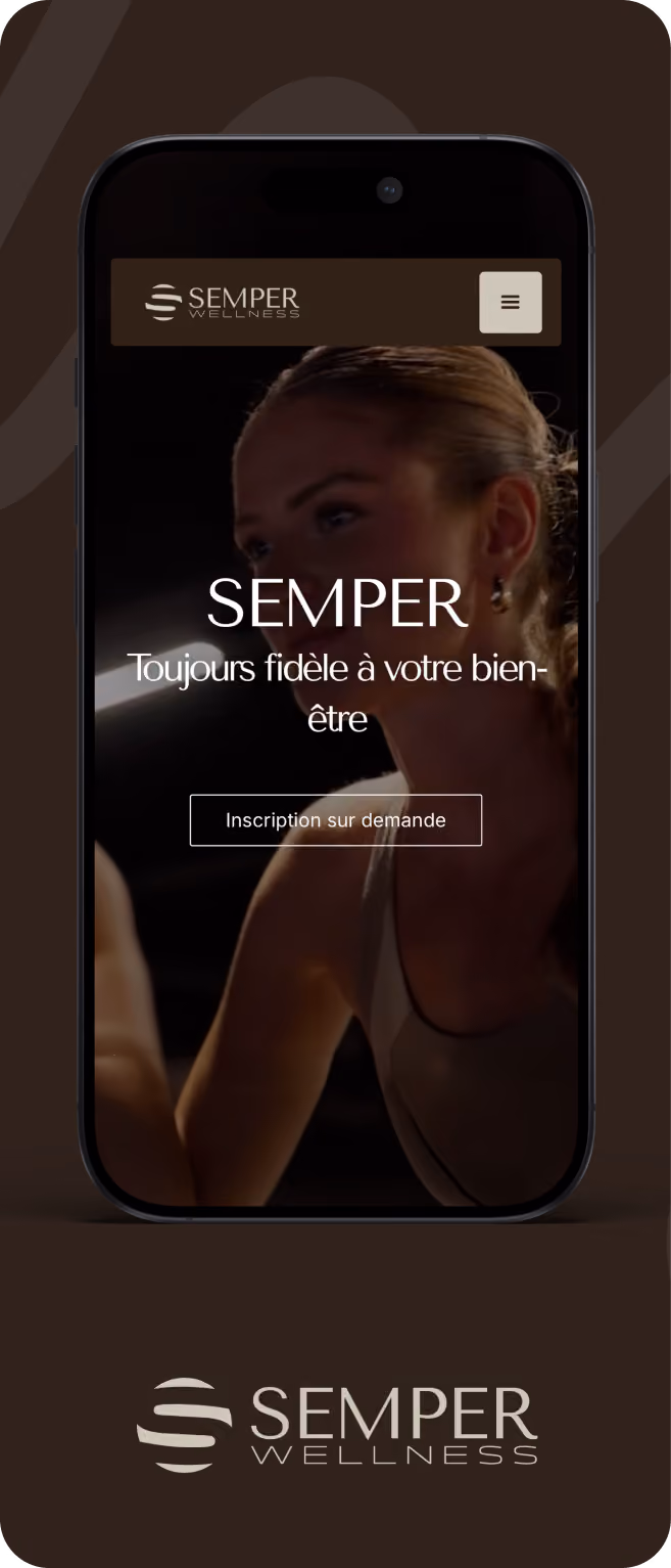 Femme vue sur un écran de téléphone avec le texte Semper toujours fidèle à votre bien-être.