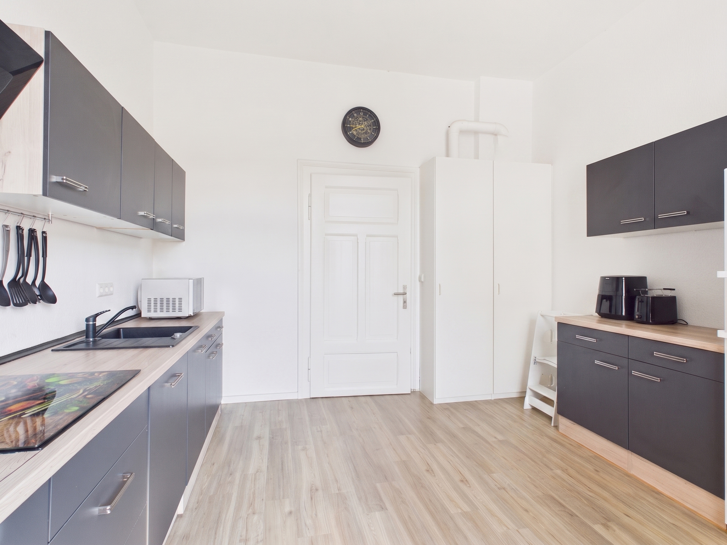 Sonnige Altbau-Wohnung mit 4,5 Zimmern mitten im Zentrum von Sehnde sucht neue Mieter! 8