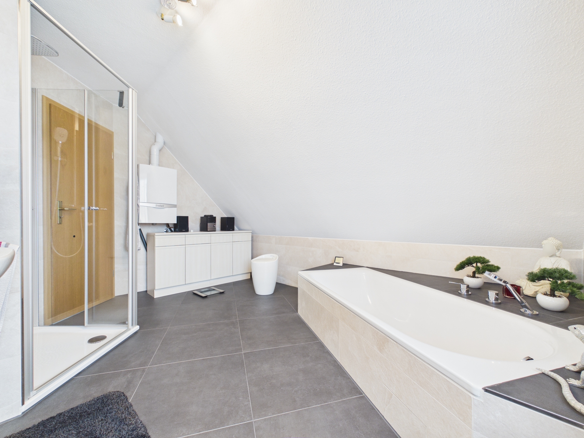 Zeitloses Einfamilienhaus in Soßmar sucht neue Eigentümer! 10