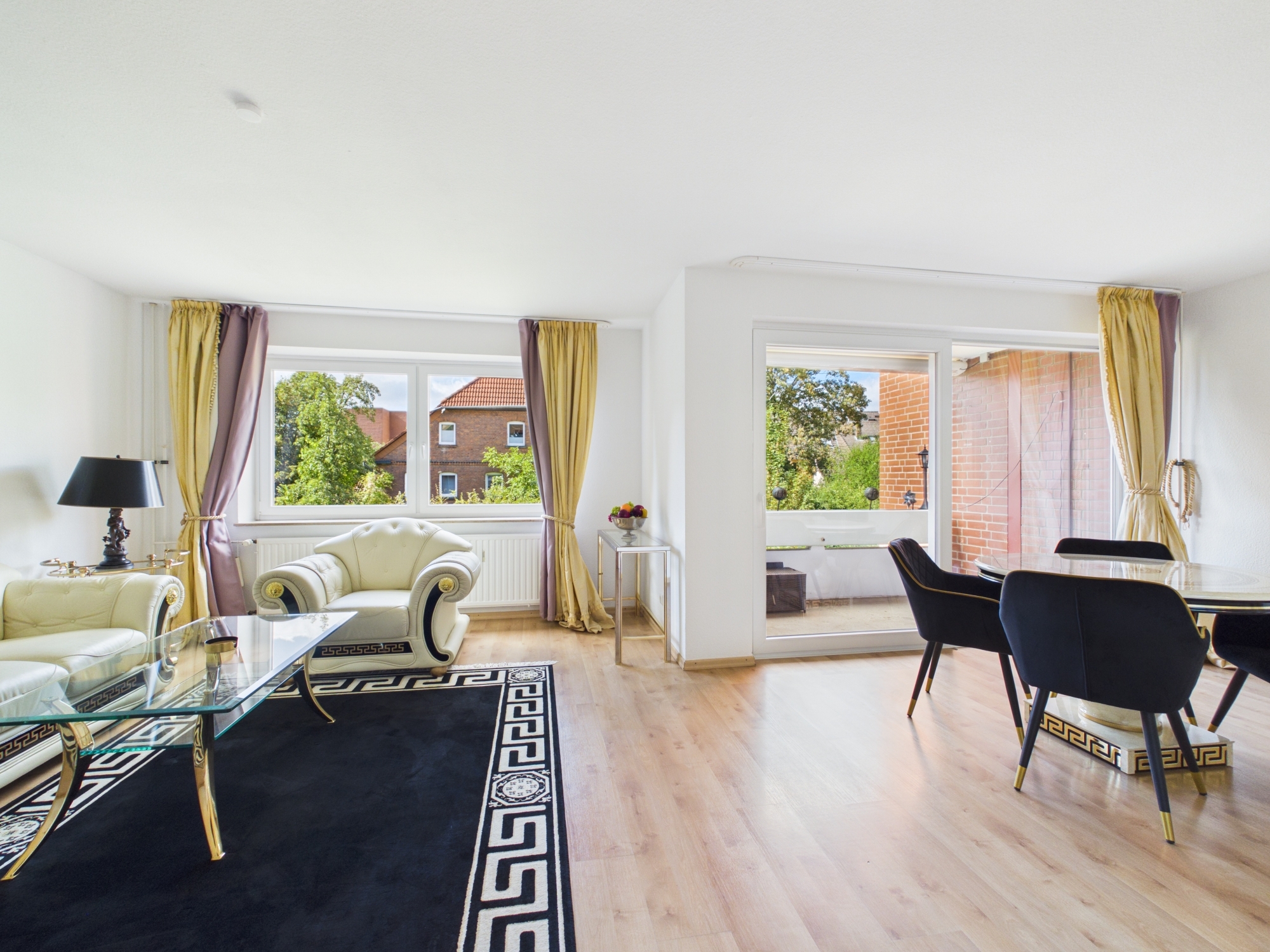 Möblierte 2-Zimmer-Wohnung mit Balkon in Empelde - Einziehen und Wohlfühlen!