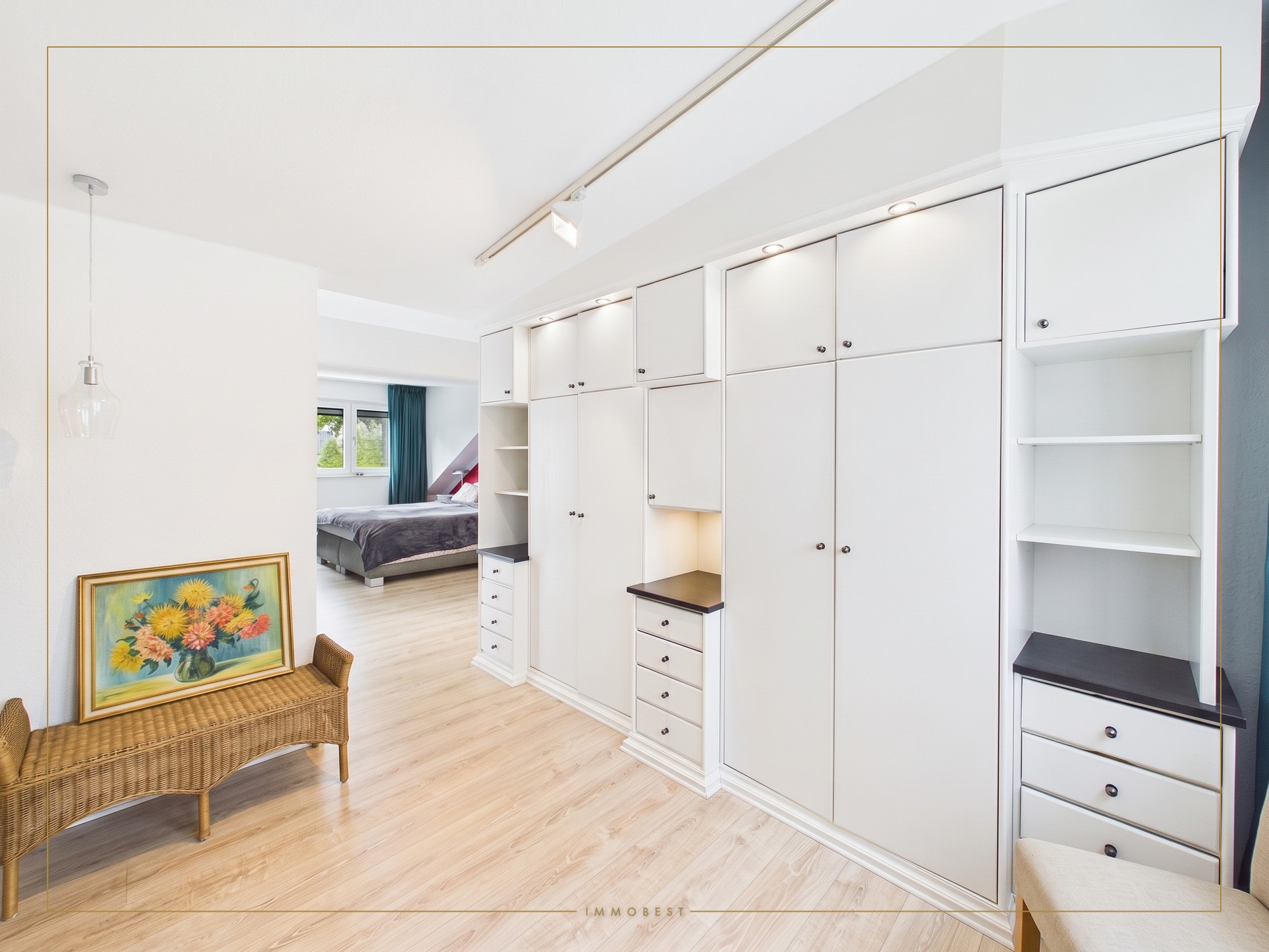 Traumhaftes Zuhause für die ganze Familie: Großzügiges Haus mit Spa-Oase und idyllischem Garten! 20