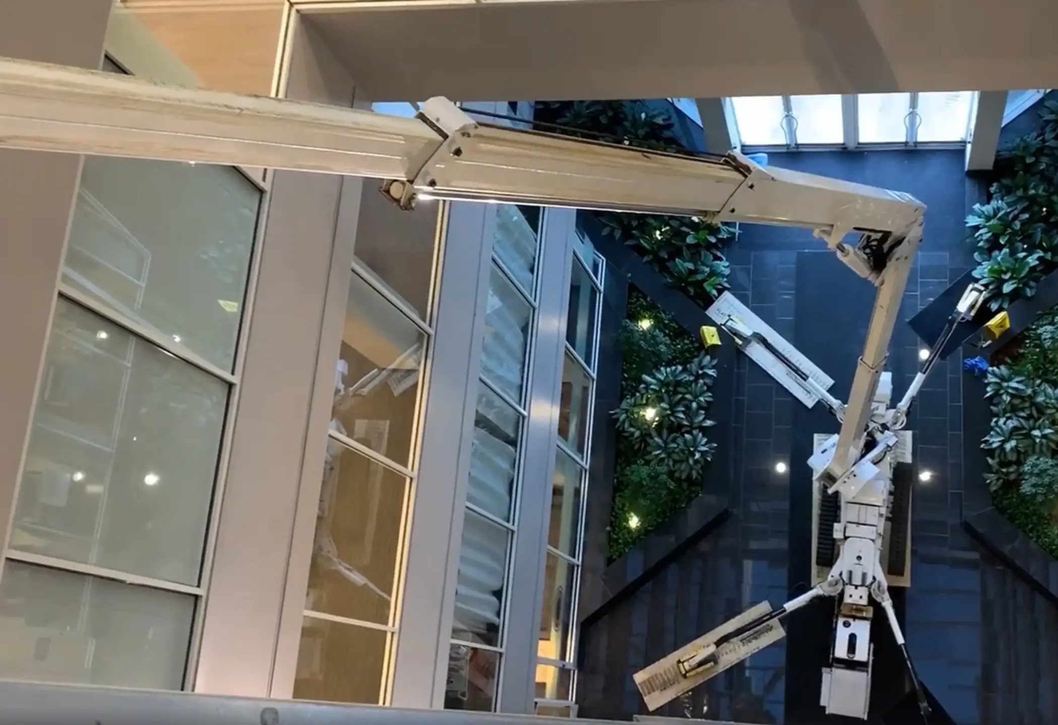 interior atrium maintenance with CMC 90HD Contractor Pro