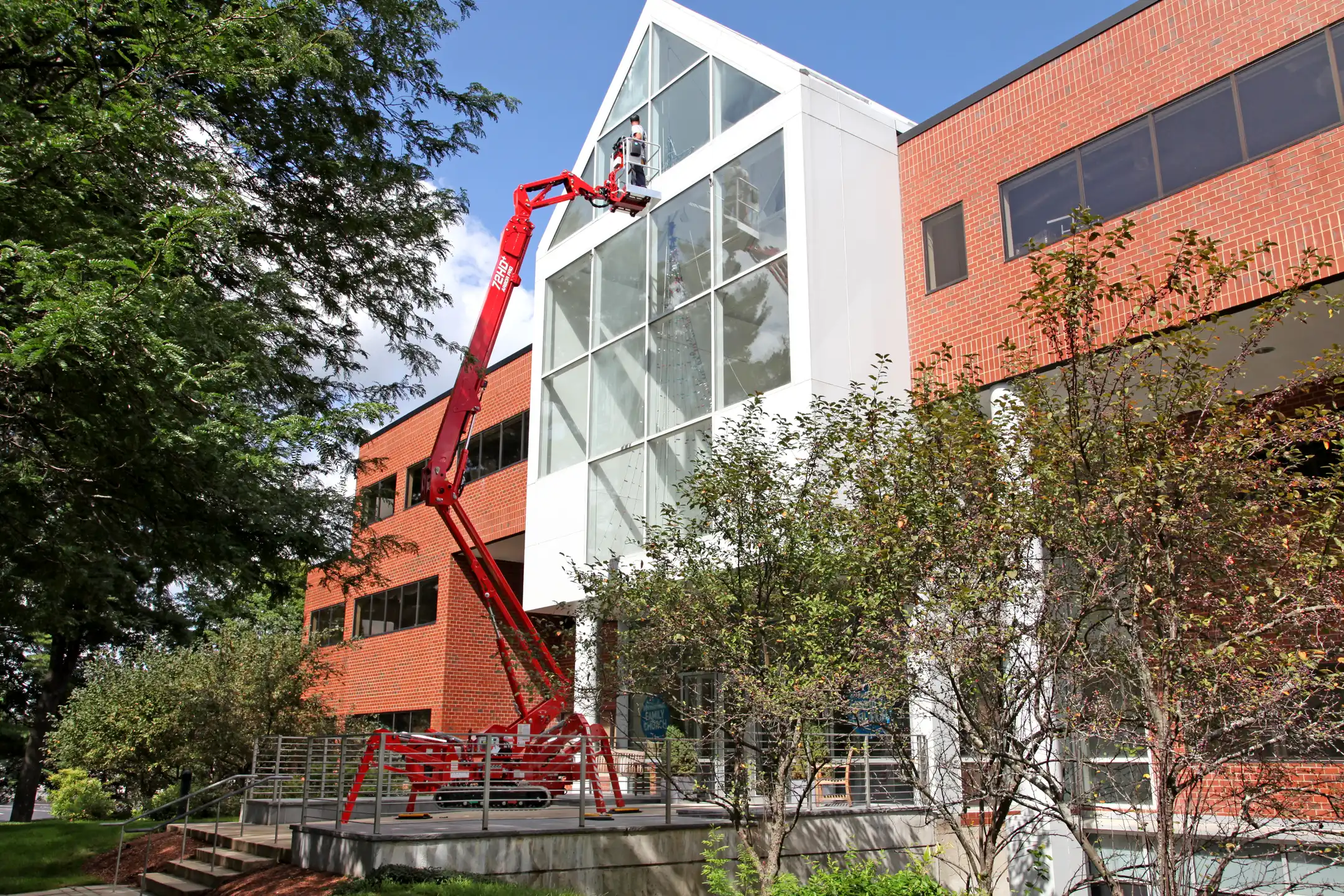 72 ft max working height