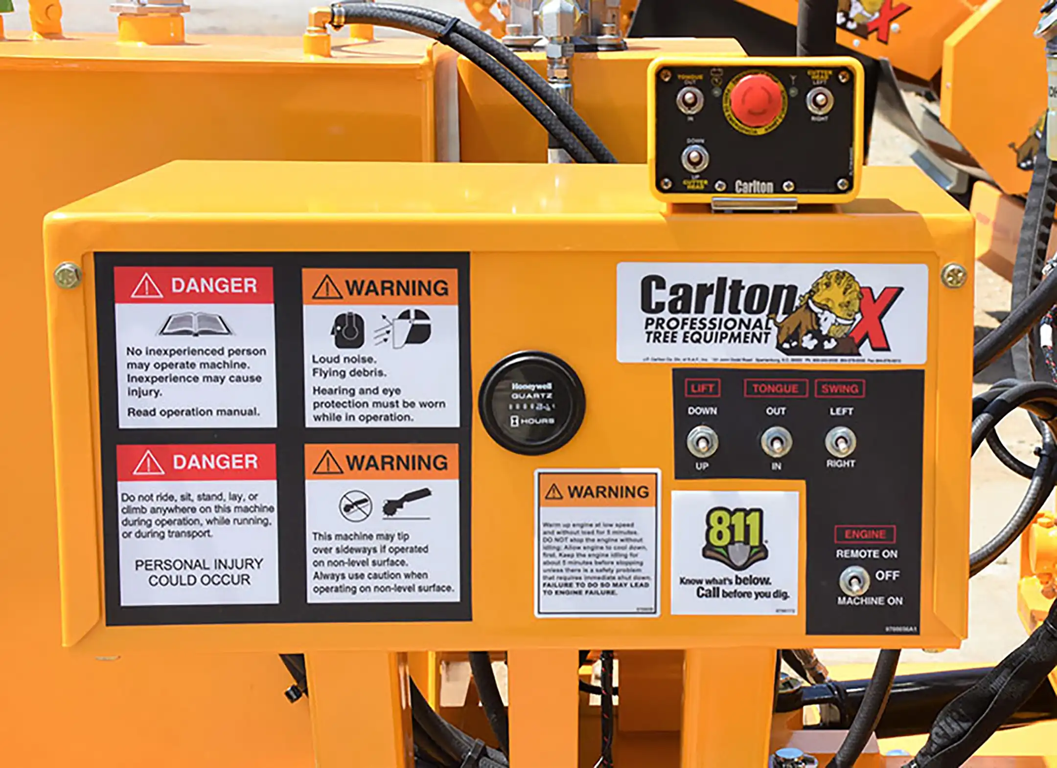 Carlton 7500 Tow-Behind