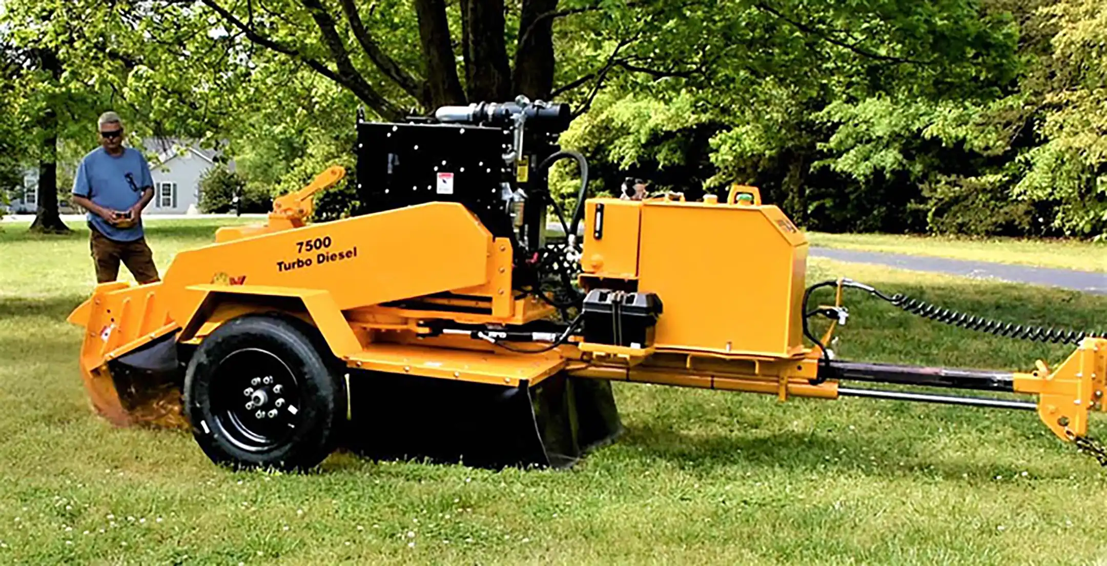 Carlton 7500 Tow-Behind
