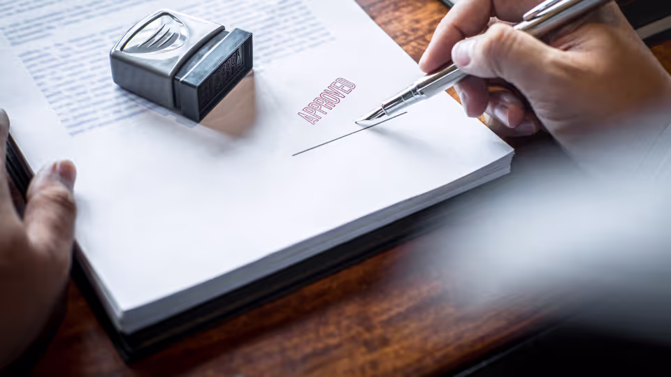 In this blog, we’ll examine the definition, characteristics, and importance of an executed contract, helping you understand how it differs from other types of agreements. We’ll also explore how platforms like DocJuris can simplify the contract execution process, ensuring accuracy and legal compliance in your business dealings.