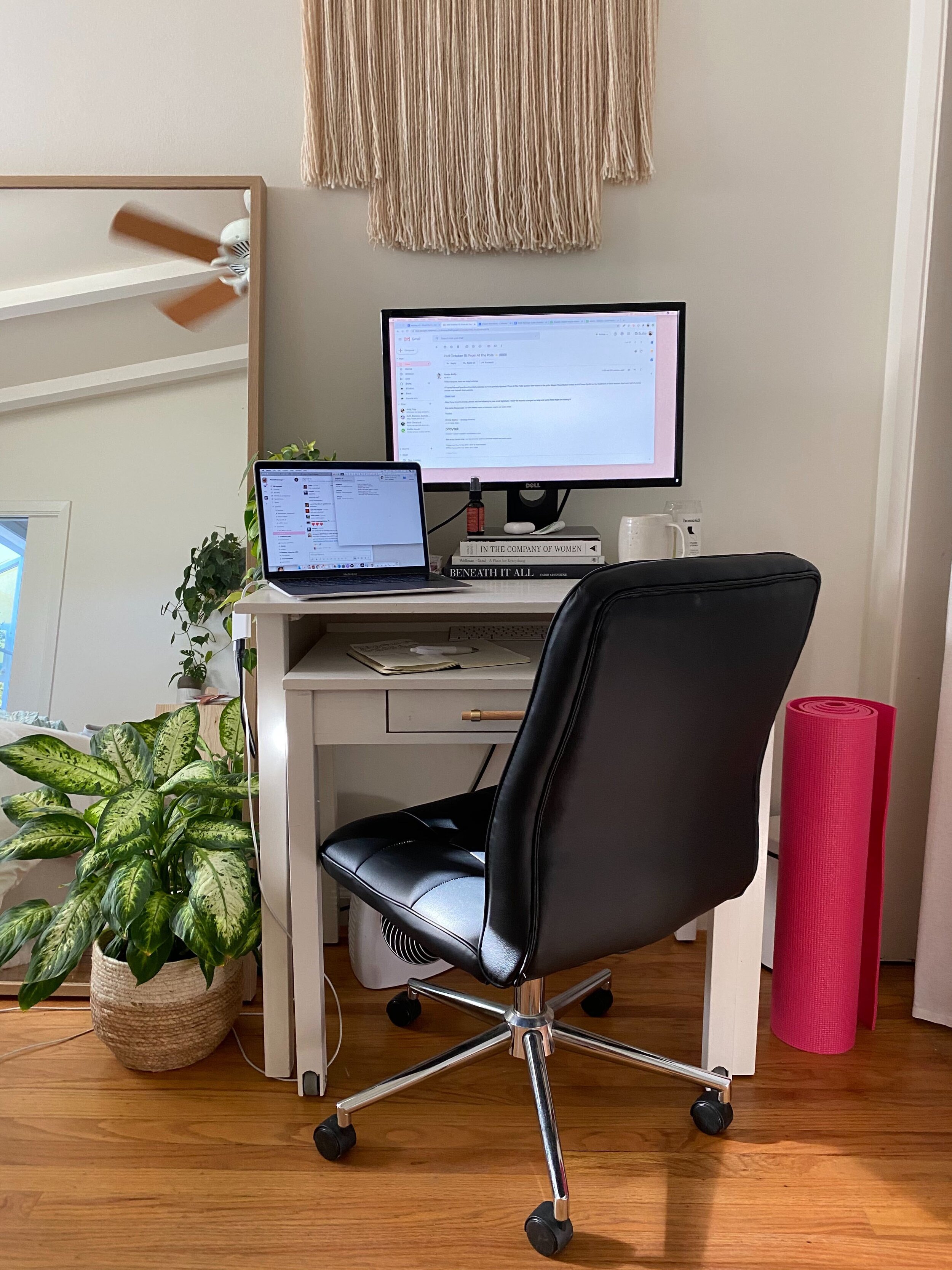 Working Desk