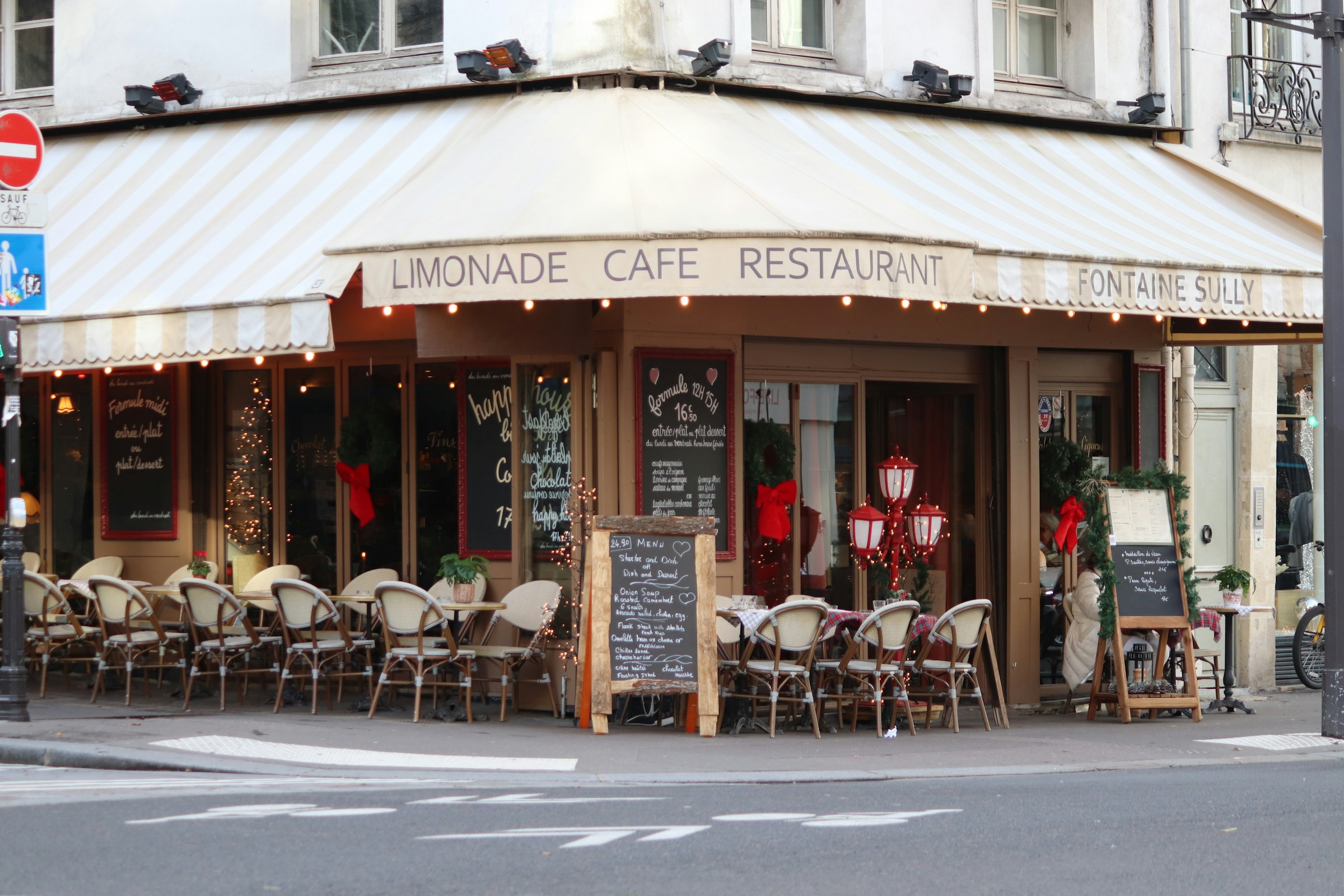 Corner cafe in the Marais, Paris