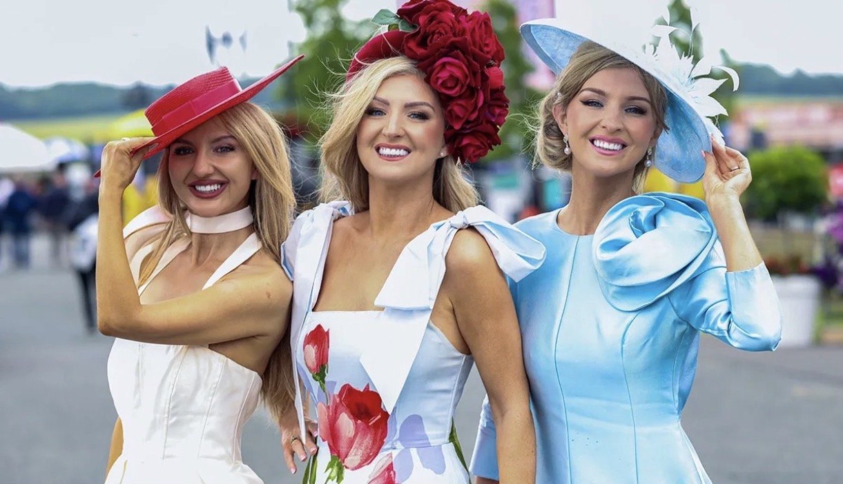 Dawn, Davinia and Cleo Knight at the Dubai Duty Free Irish Derby Festival
