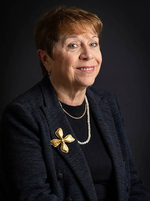 Anna Petron
