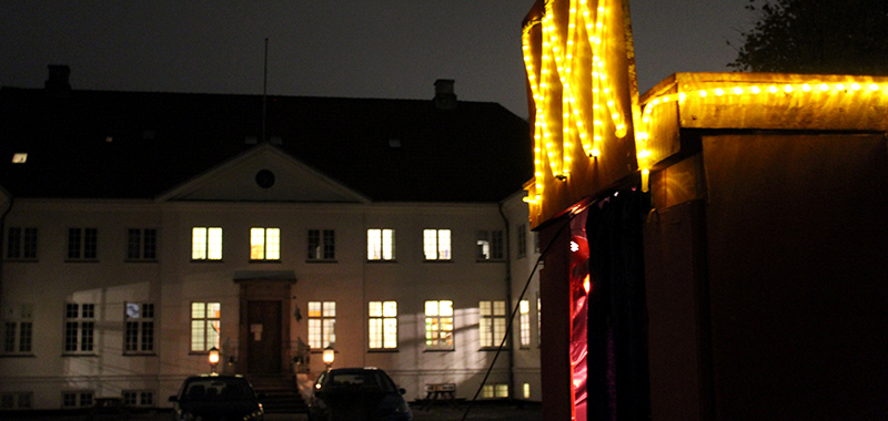 Efterår i eksperimentel kunstnerisk udfoldelse