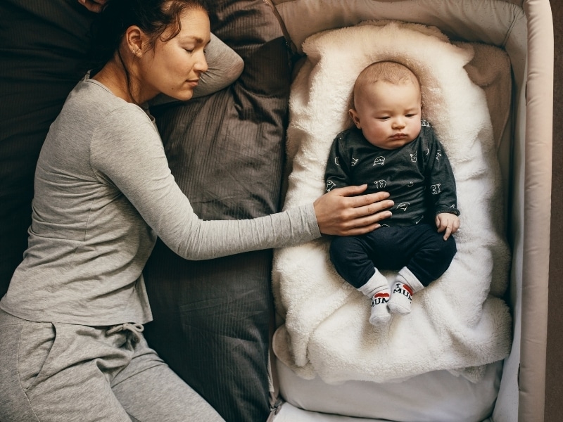 Die größten Mythen über den Schlaf von Babys