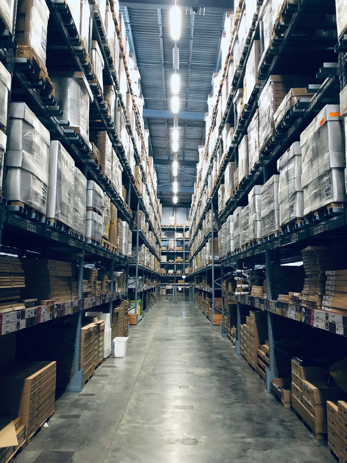 Externer CISO für einen Logistik-Scale-up – Großes Warhause