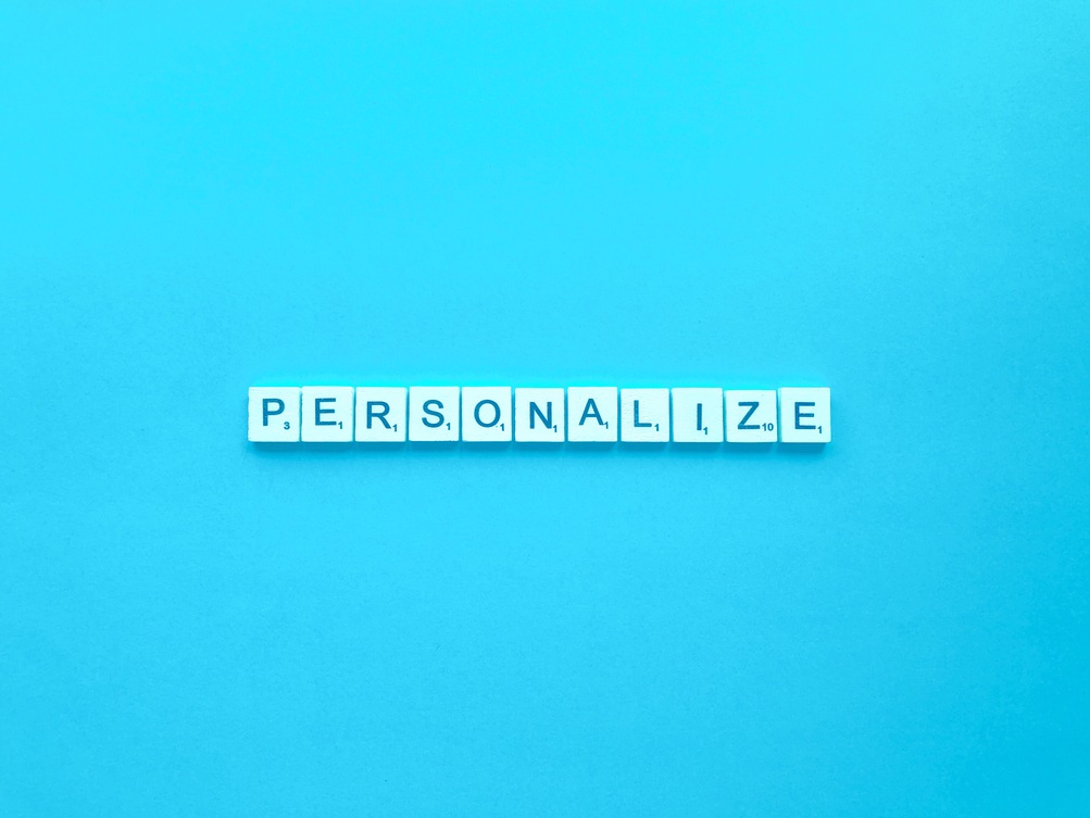 Personalize, one of the customer engagement trends for 2022.