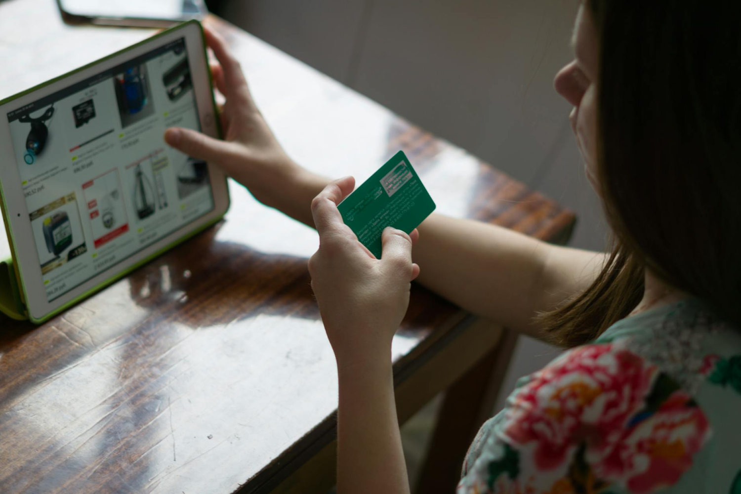 A person making a purchase within a social media app.