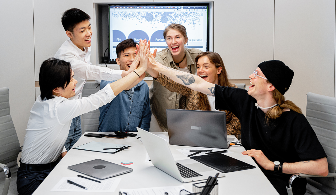 MICROSOFT 365 VERSUS GOOGLE WORKSPACE