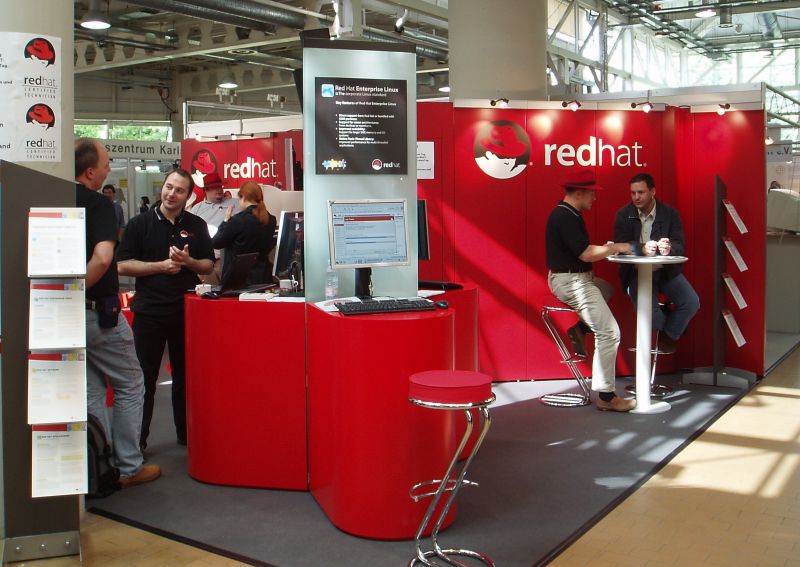 Samsung teams with Red Hat to build enterprise apps