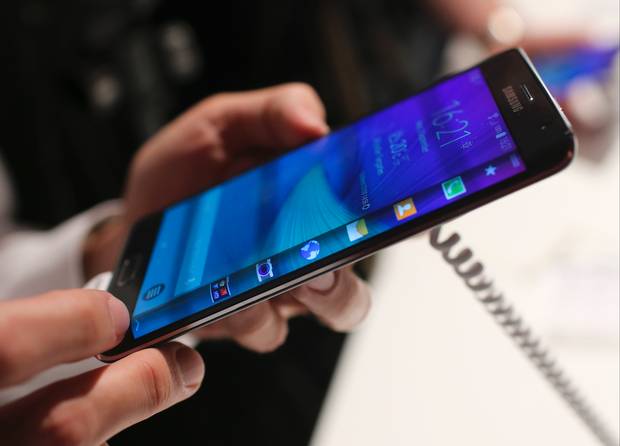 Samsung develops super-fast Wi-Fi that can download an HD movie in less than 3 seconds