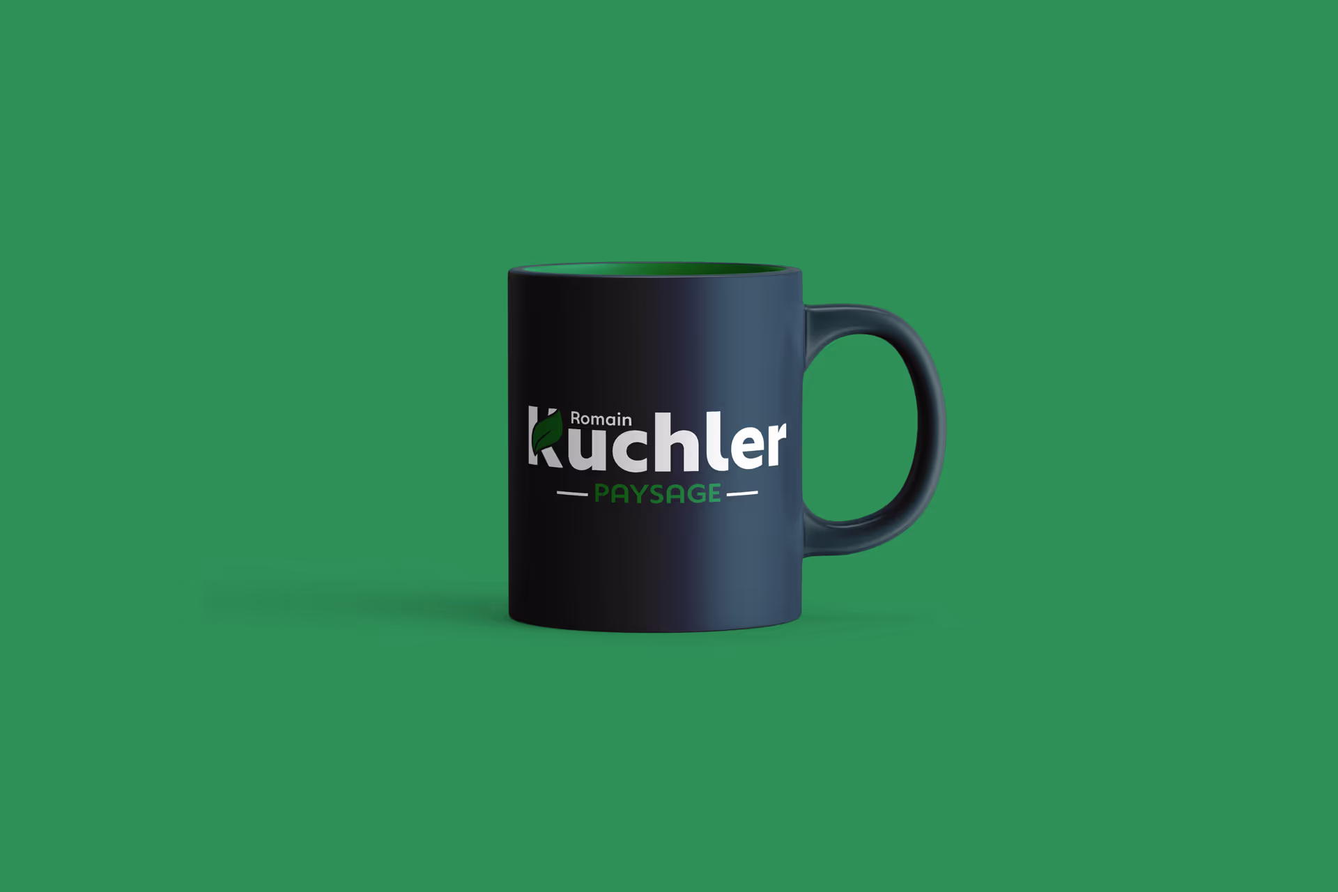 Mug Kuchler blanc sur fond bleu