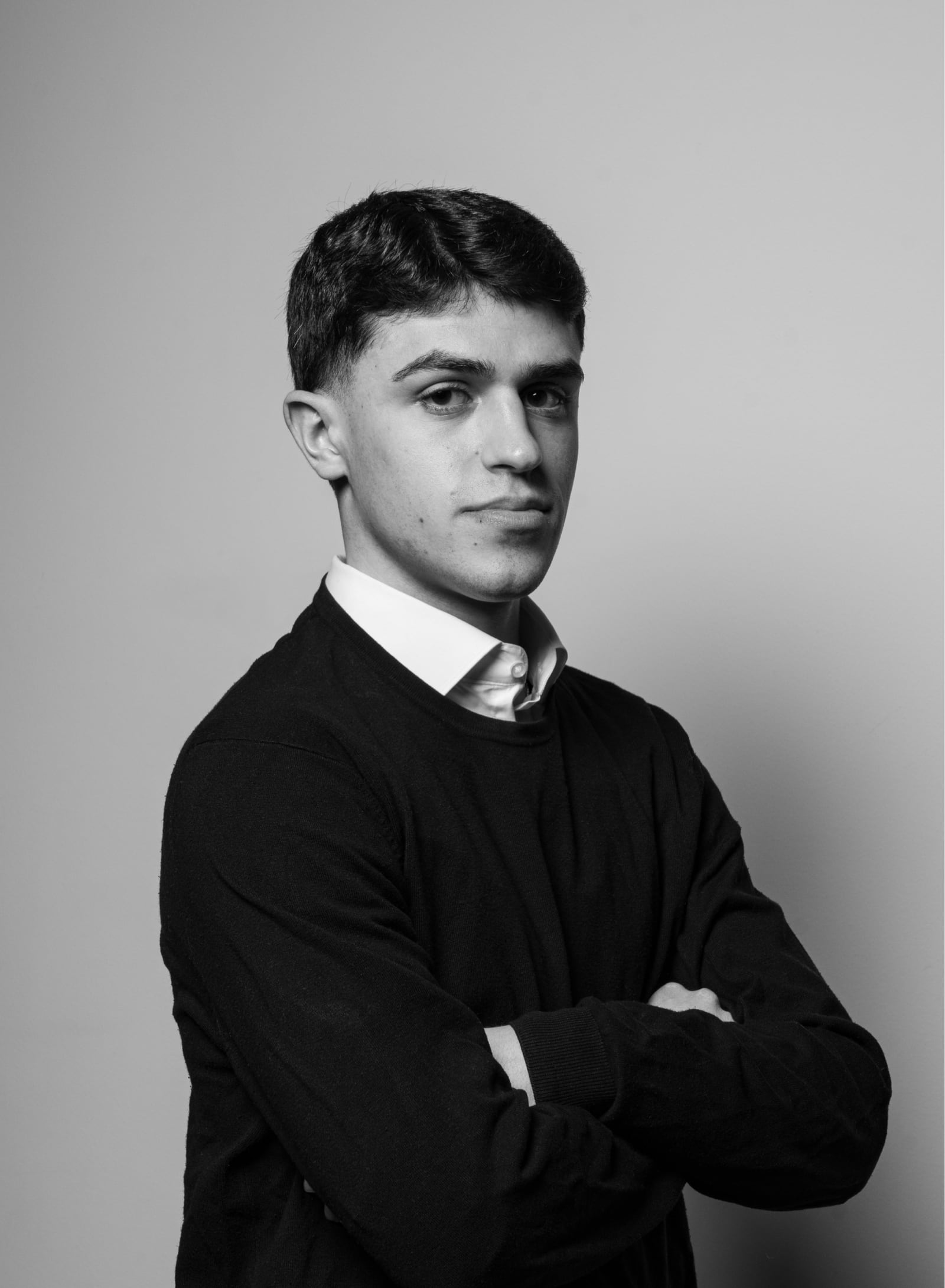Ritratto professionale di Gianmarco Cucchiella.