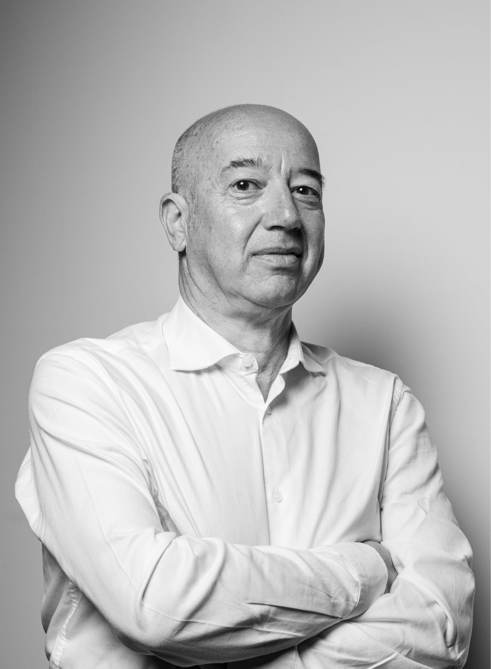 Ritratto professionale di Gianni Malerba.