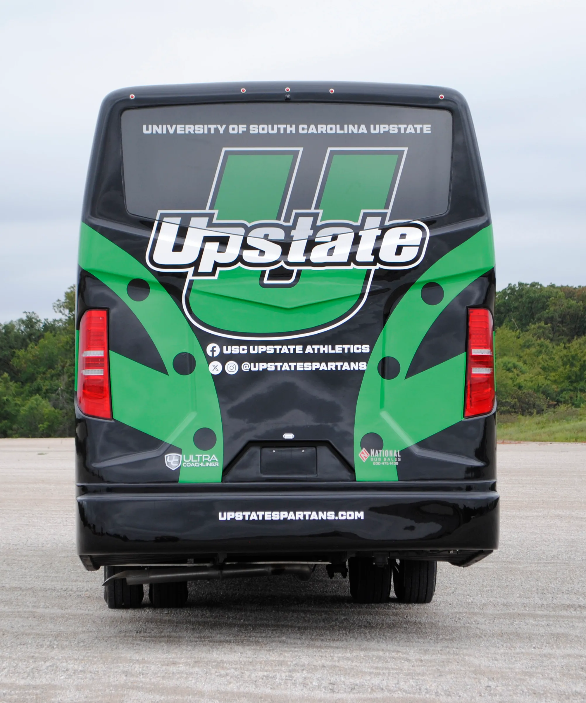 Rear view of a University of South Carolina Upstate Ultra Coachliner wrapped by National Wrap Co.