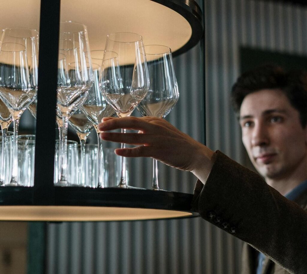 SOMMELIER