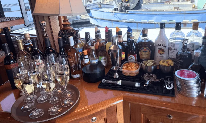 Weekend yacht charter