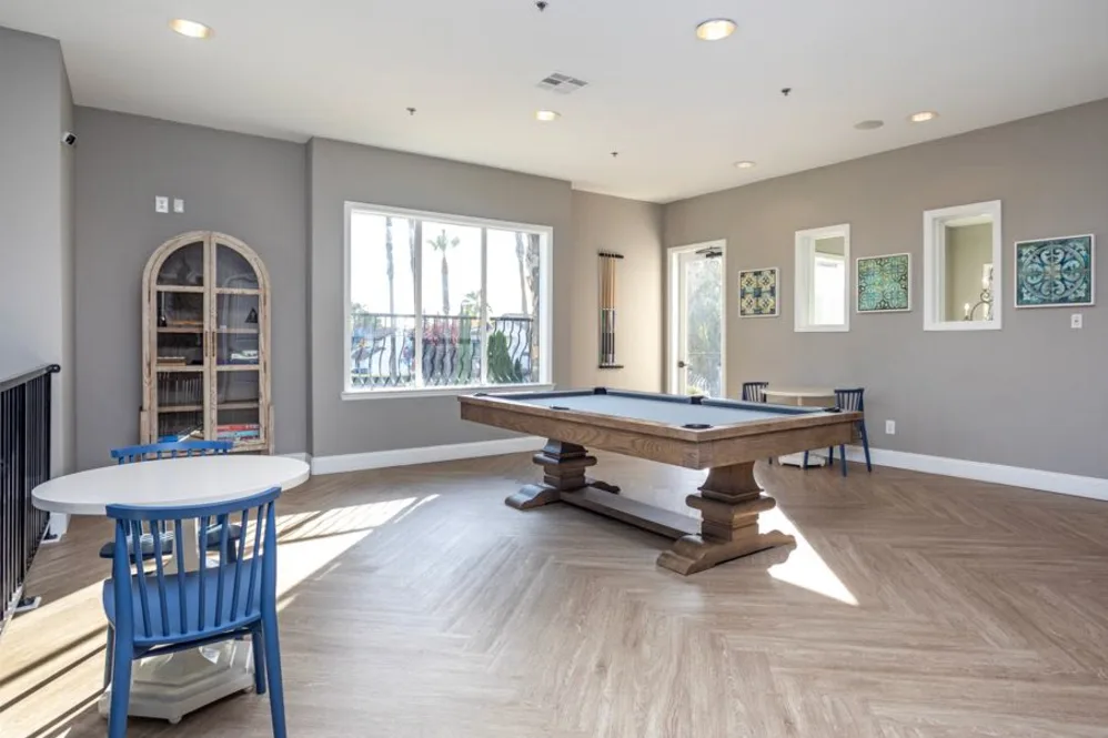 Pool table
