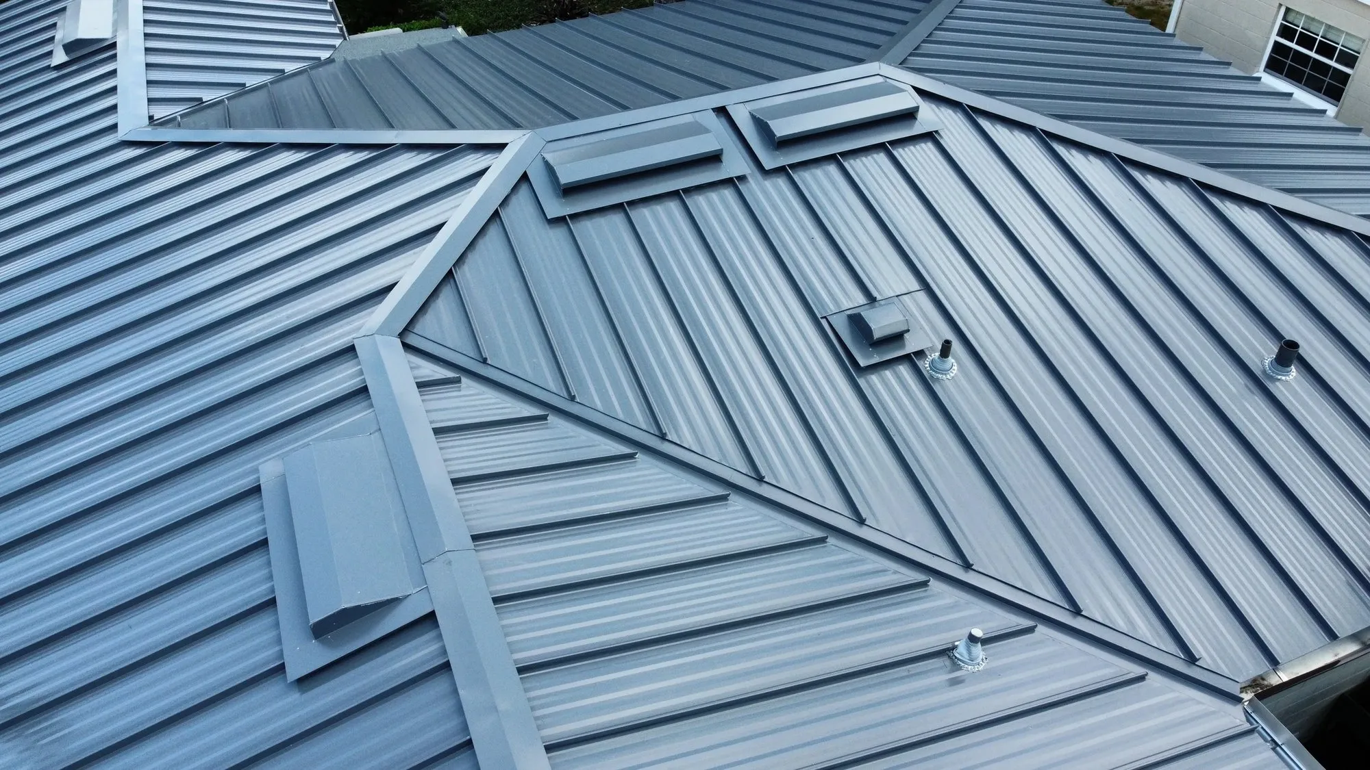 Standing seam metal roof in Orlando, FL