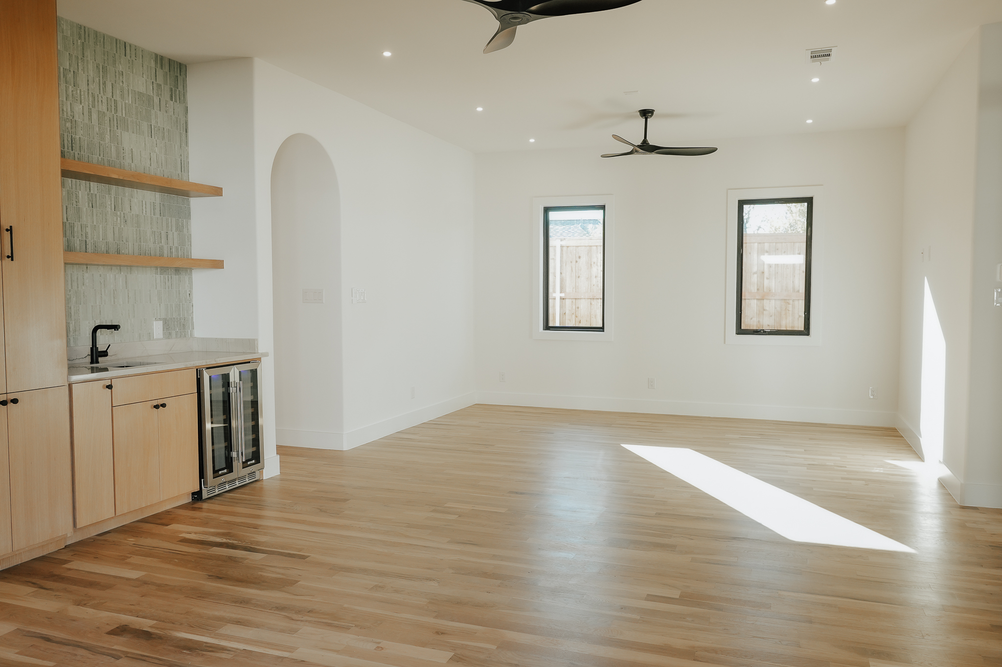 4245 Rickover Cir — bright interior