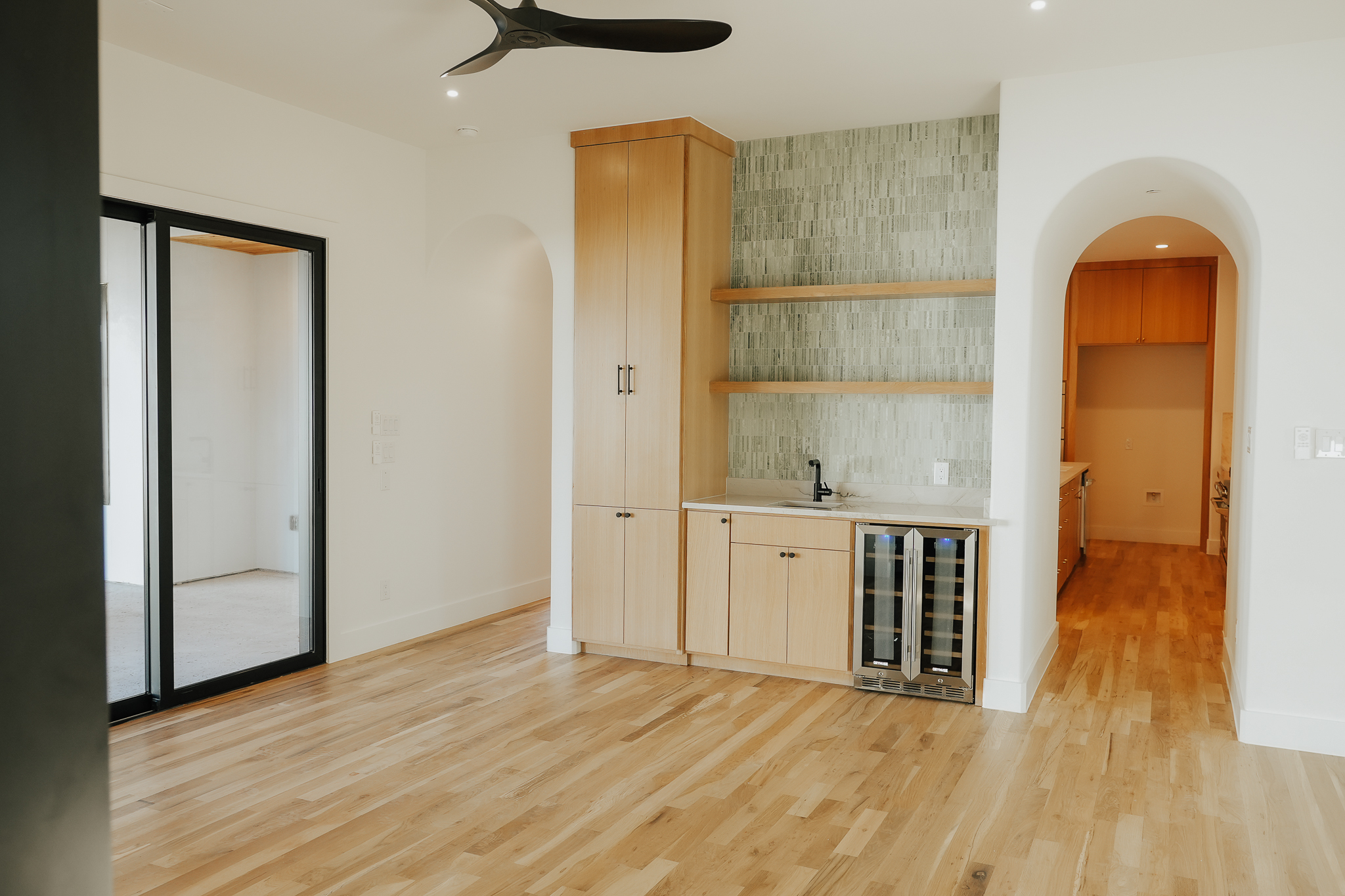 4245 Rickover Cir — living area