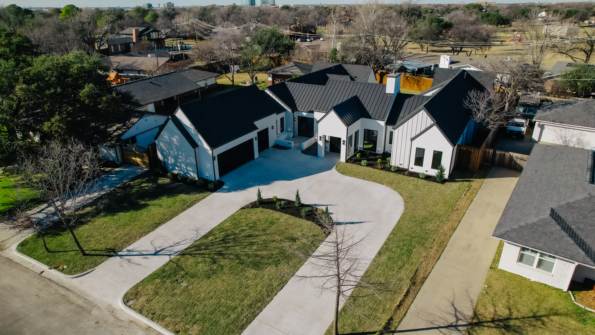 4245 Rickover Cir, Dallas, TX — aerial exterior