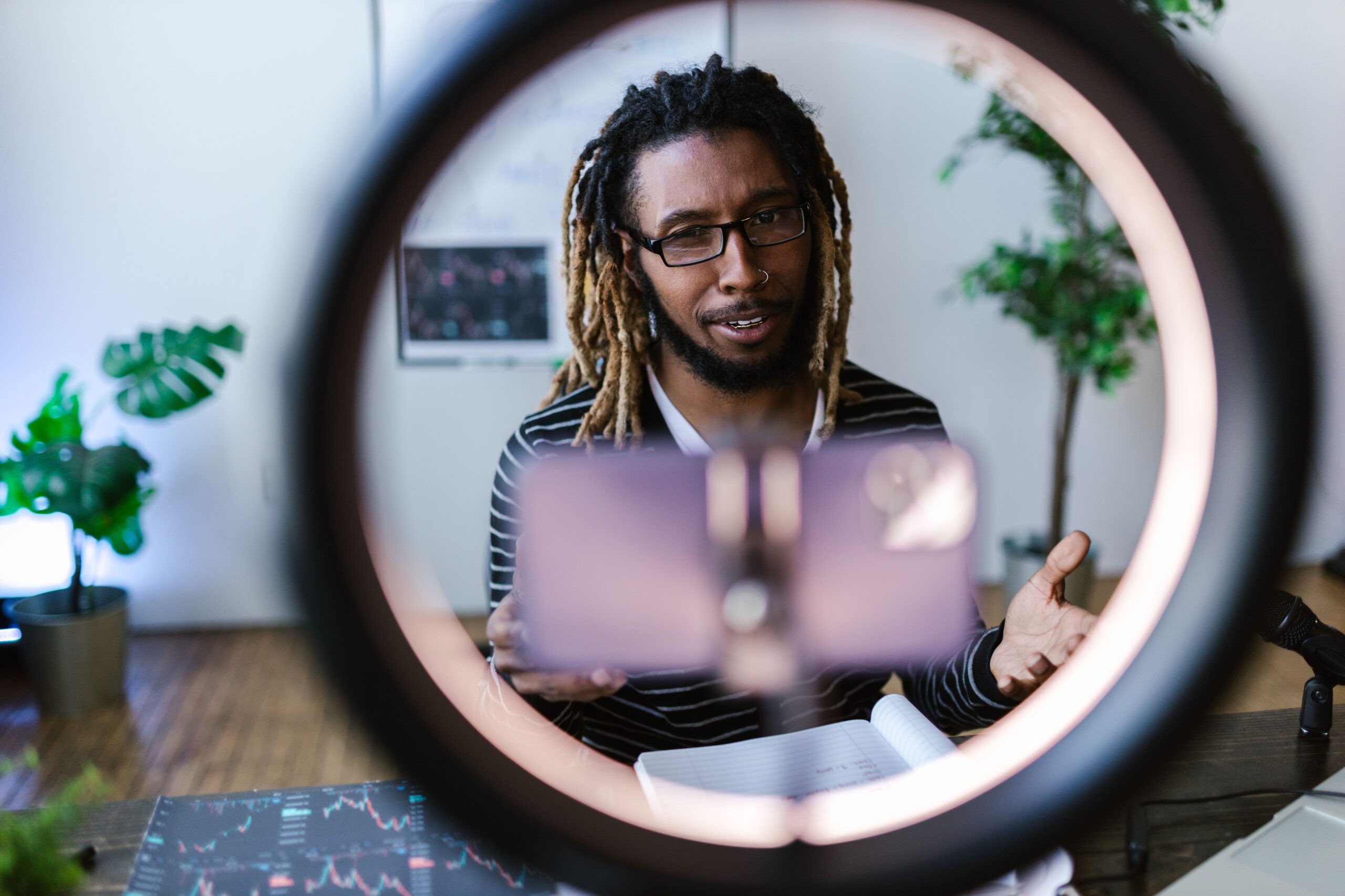 8 Best Influencer CRMs for Shopify Brands in 2026