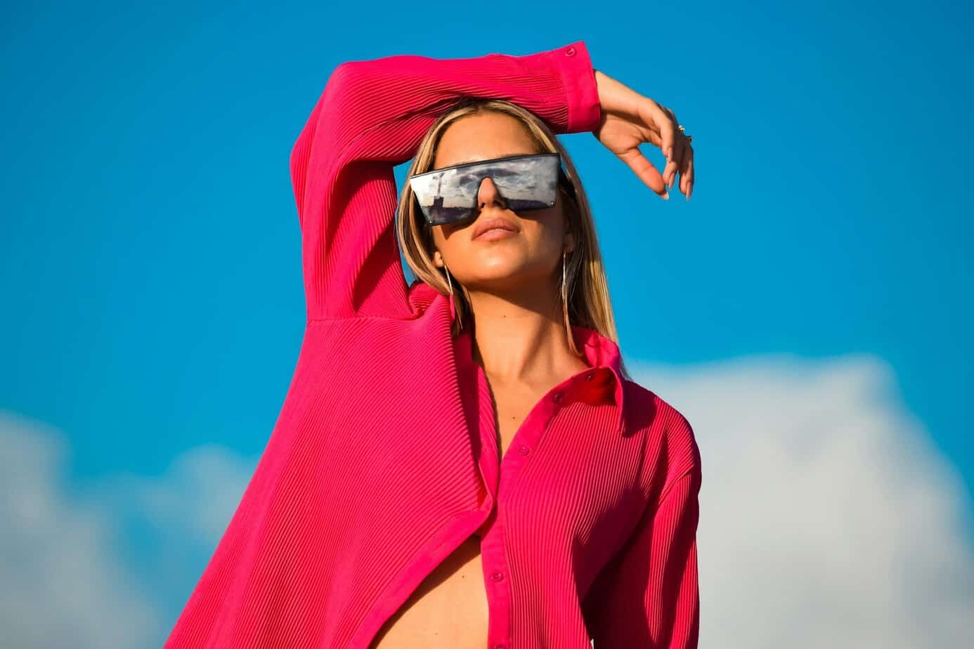 How to Become a Fashion Influencer in 2026
