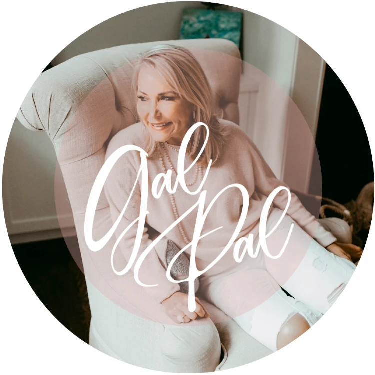 Lisa Marinkovich aka Gal Pal | Sat on sofa wearing ripped jeans