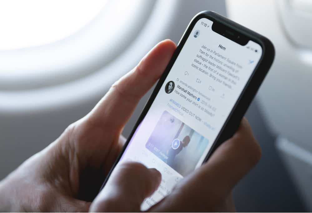 Scrolling through Twitter feed | Growing Your Audience