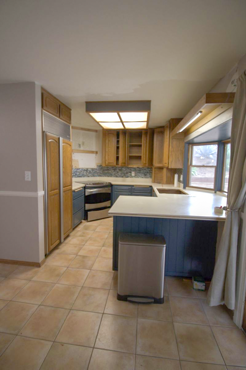 Kitchen before renovation