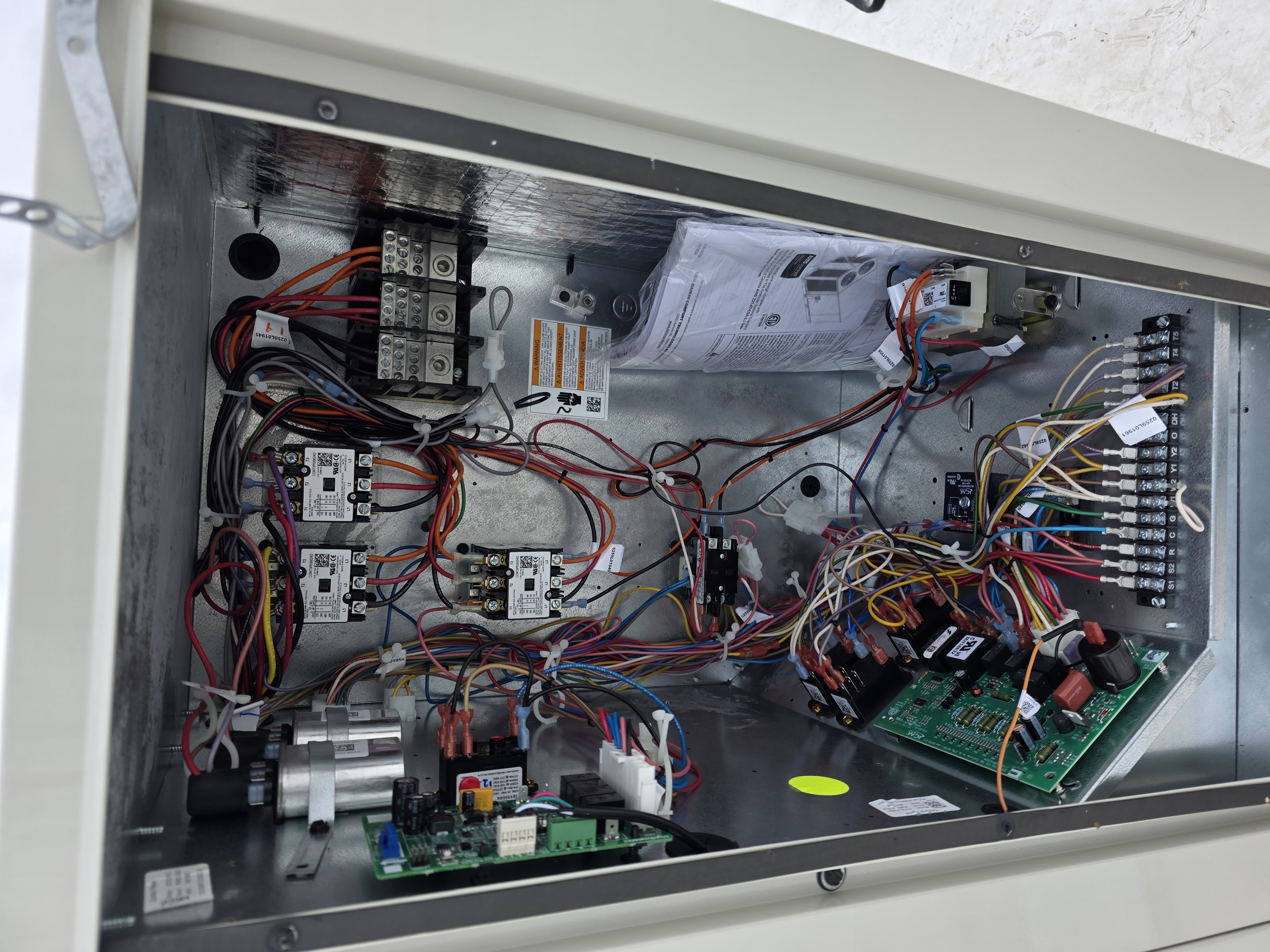 New construction ductwork installation