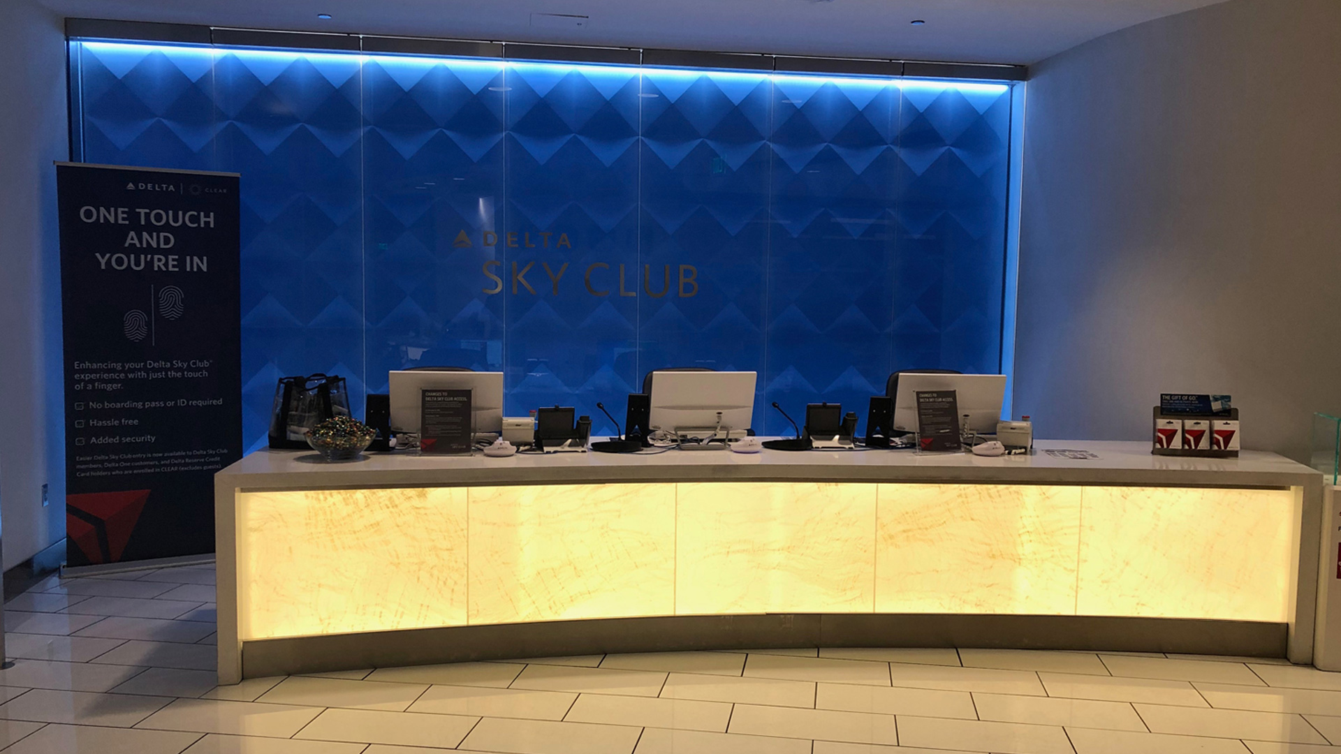 club lounge reception area designed, fabricated and installed by burke gibson llc