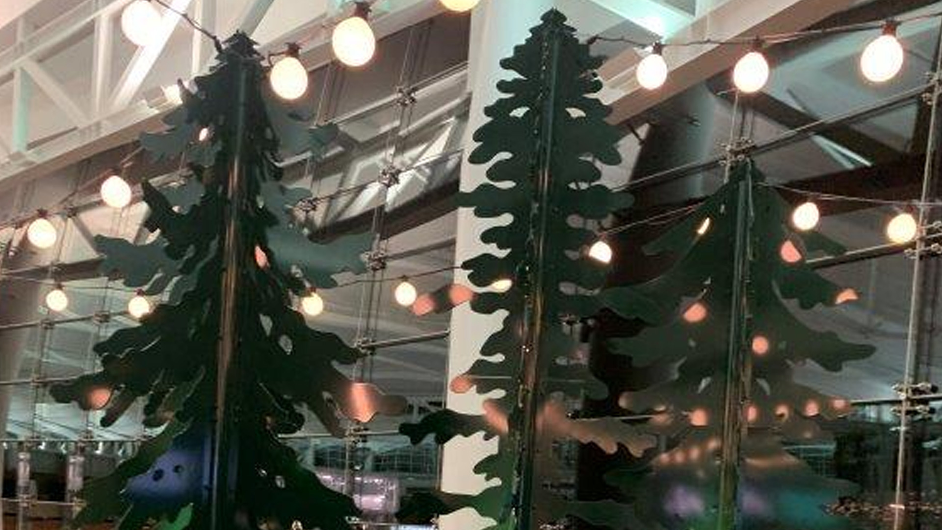 dining area in seatac airport fabricated and installed by burke gibson llc