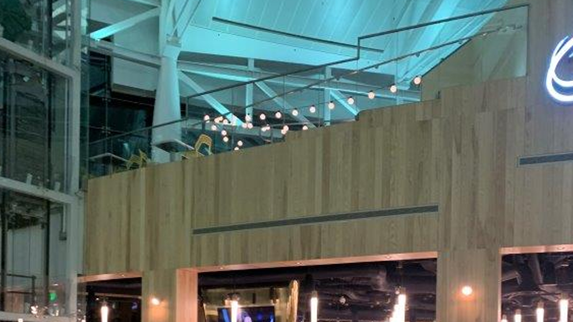saltys resaturant in seatac airport fabricated and installed by burke gibson llc