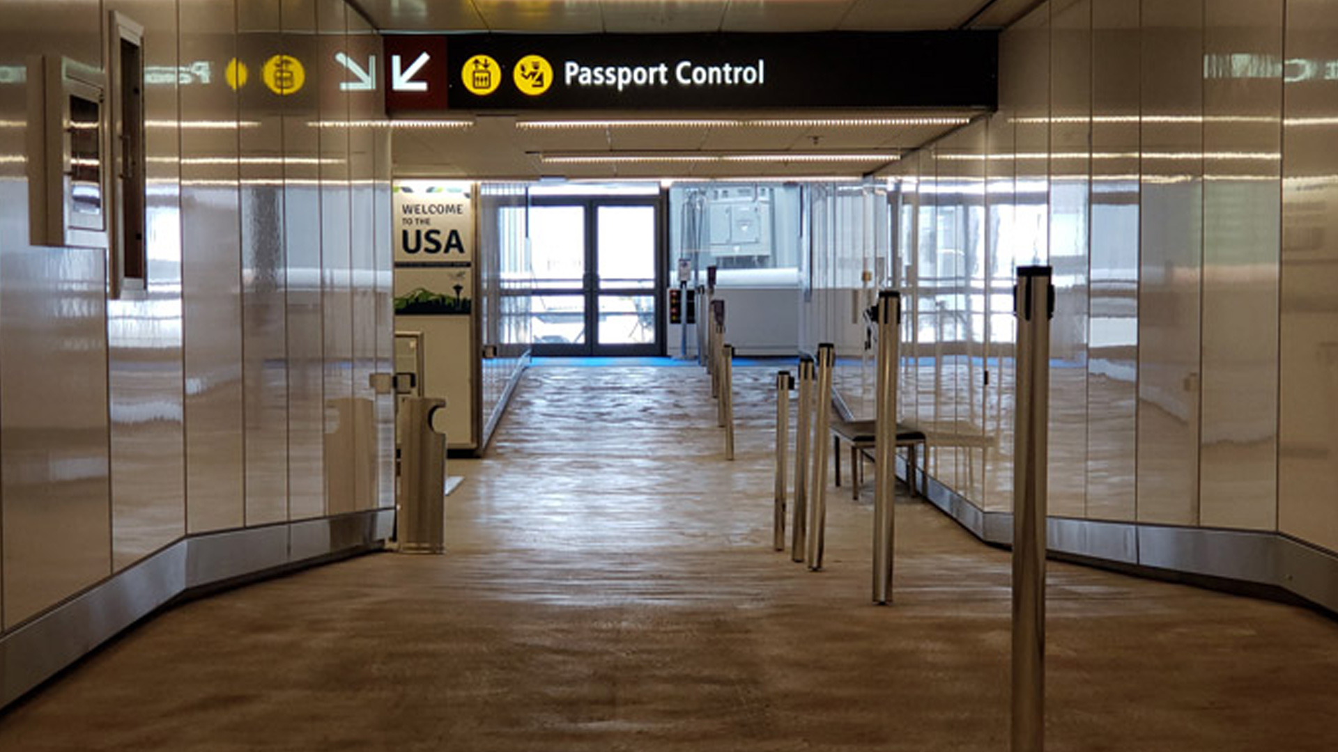 wall panels in seatac airport fabricated and installed by burke gibson llc