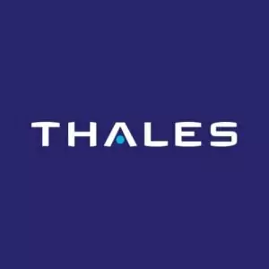 Logo de la société Thales sur fond bleu foncé.