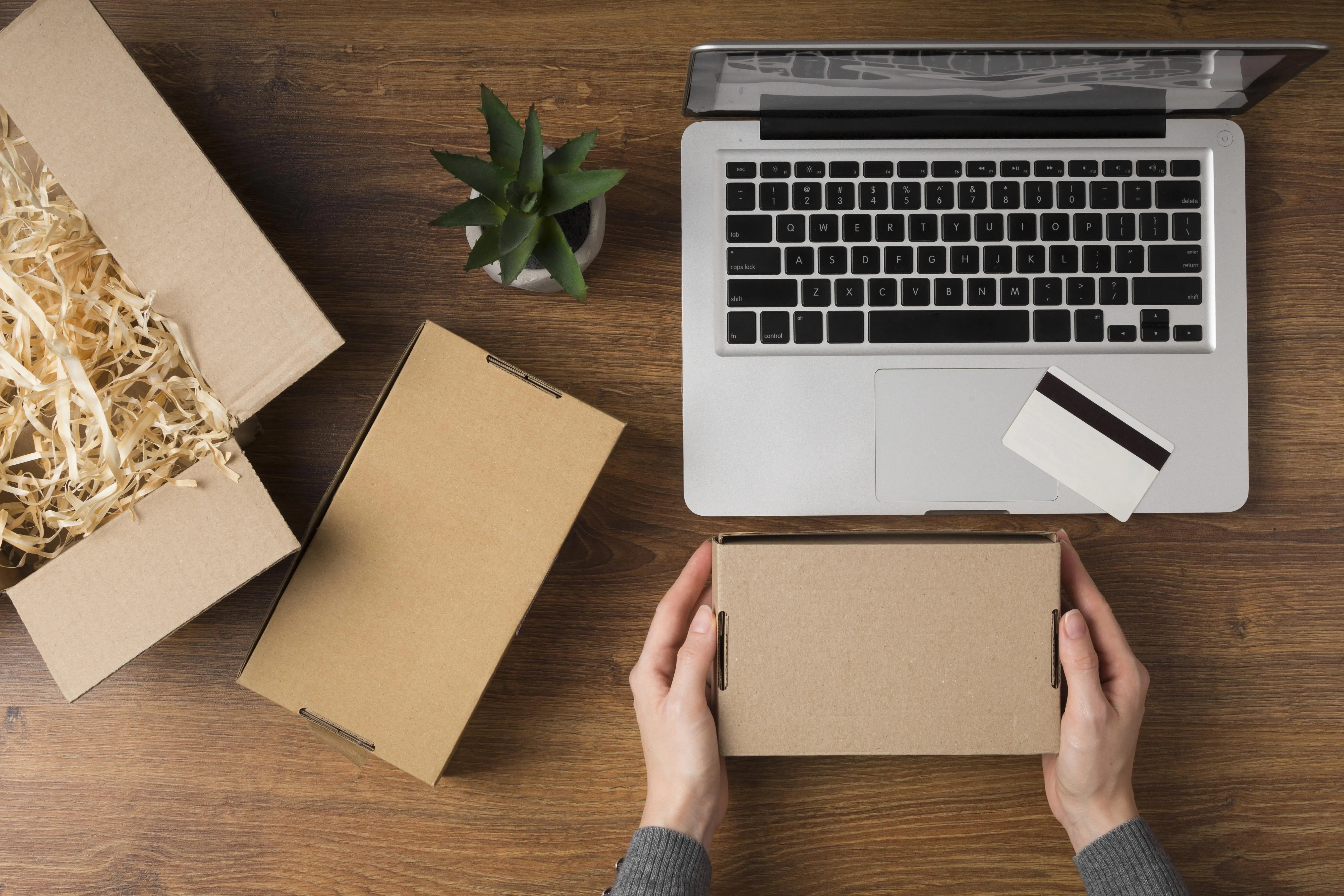 E-commerce Packaging Colis